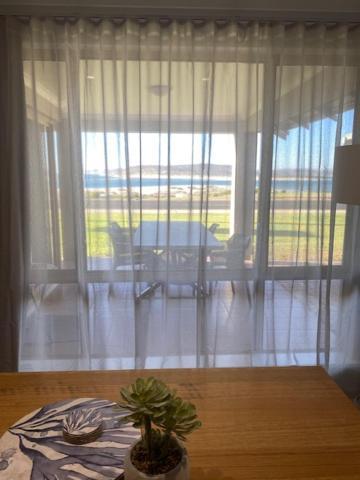 Pelican Shore Oceanfront Villa 6 Kalbarri Extérieur photo